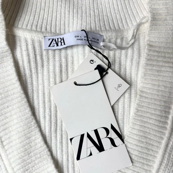 Zara Cream Ribbed V-Neck Top - Picture 2 of 4